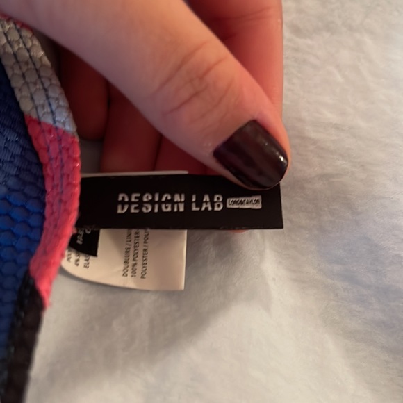 Triangular bikini top with padding - Picture 3 of 4